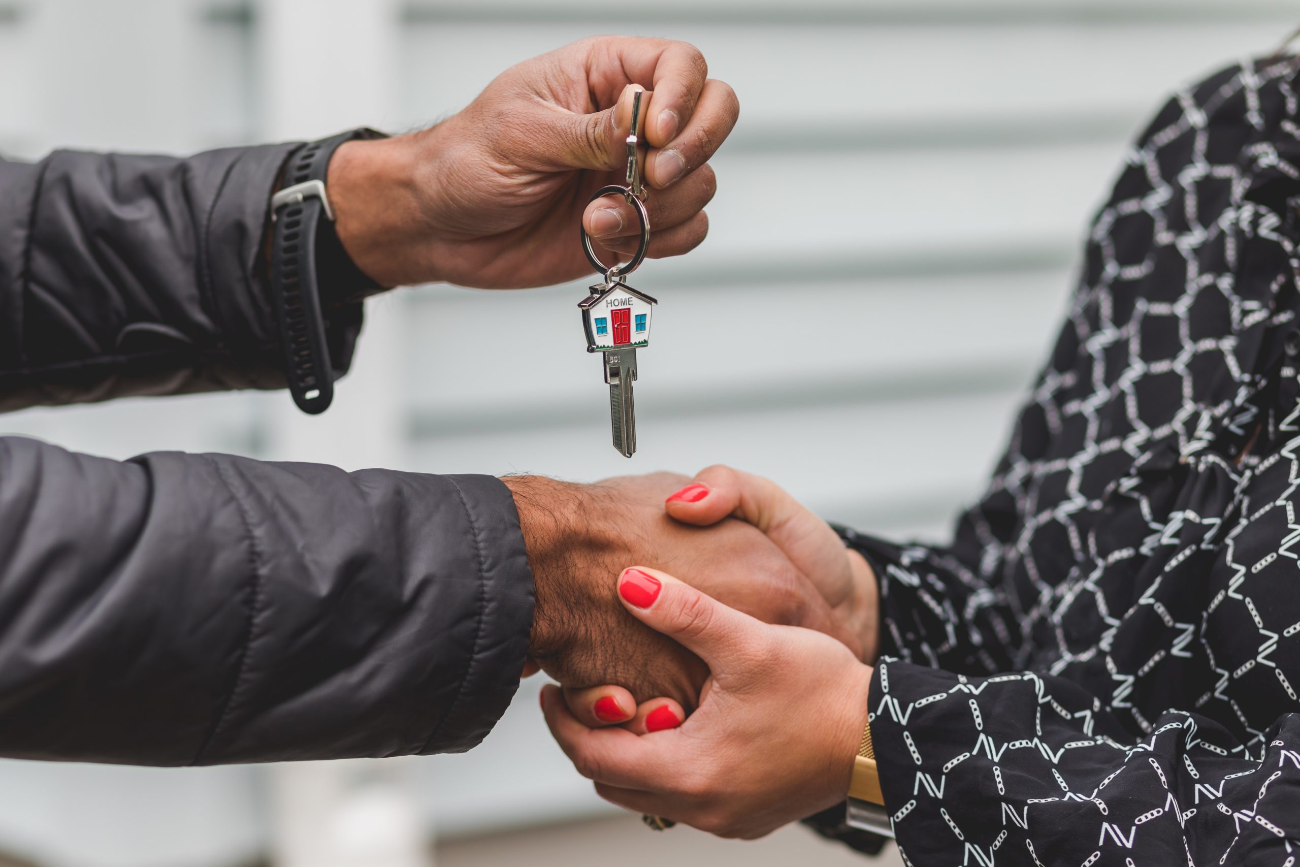 7 Essential Tips for First-Time Homebuyers